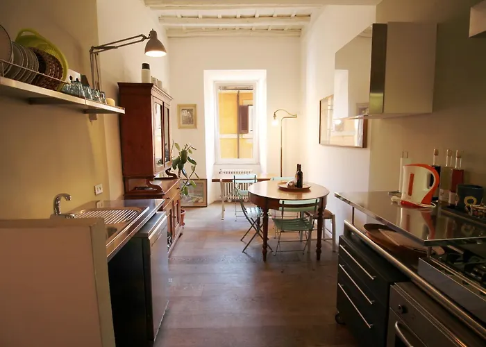 Apartament The Trevi Fountain And Spanish Steps Experience *