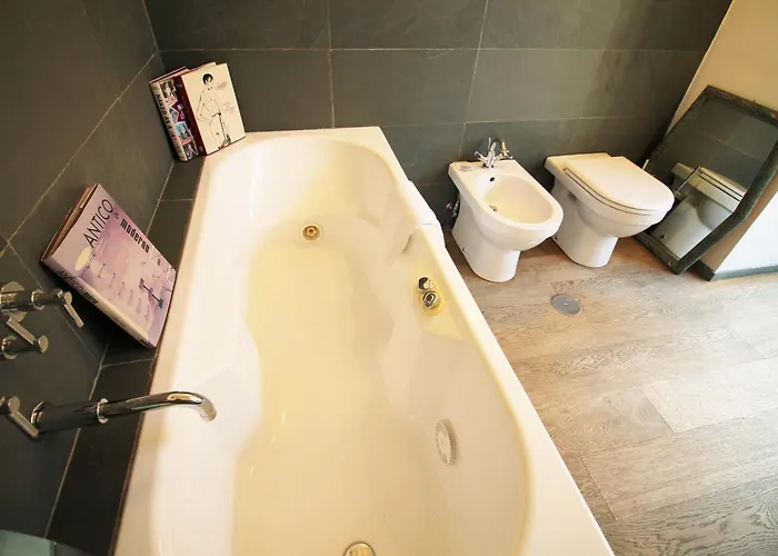 The Trevi Fountain And Spanish Steps Experience Apartament *